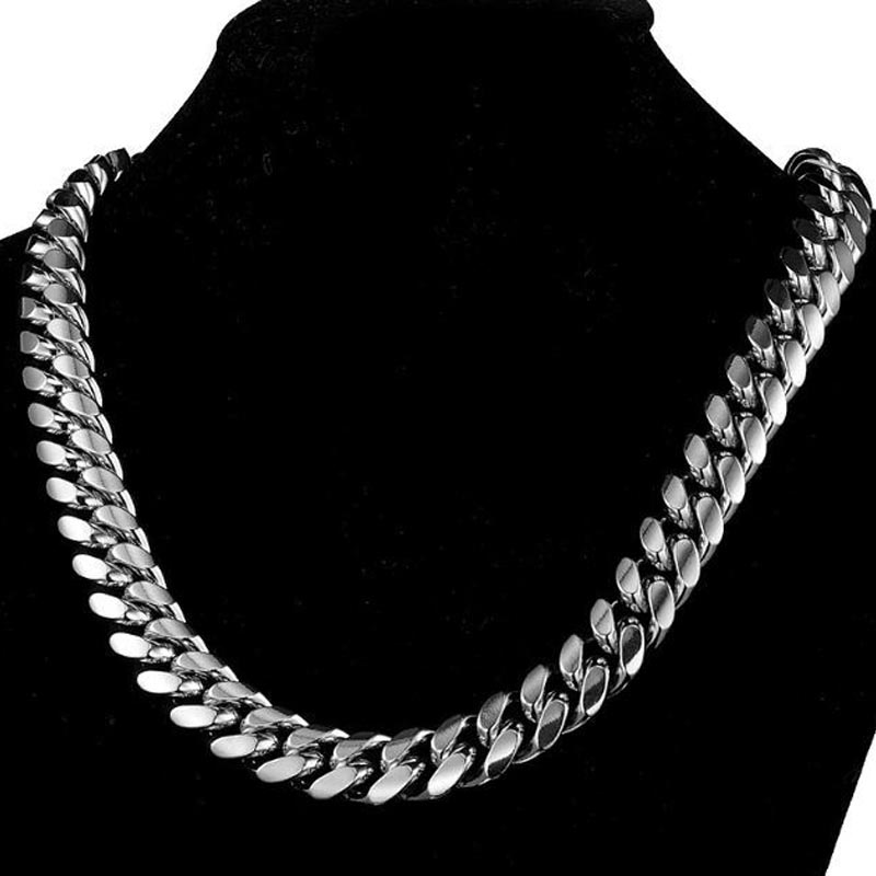 男性と女性のためのステンレス鋼のネックレス,リンクチェーン, - Butterfly Clasp Deployant のレビューと価格