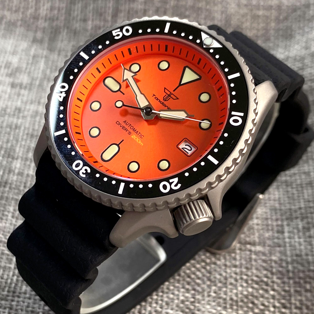 タンドリオ 41mm チタン NH35 メンズ腕時計 オレン - Rubber Strap Diver のレビューと価格