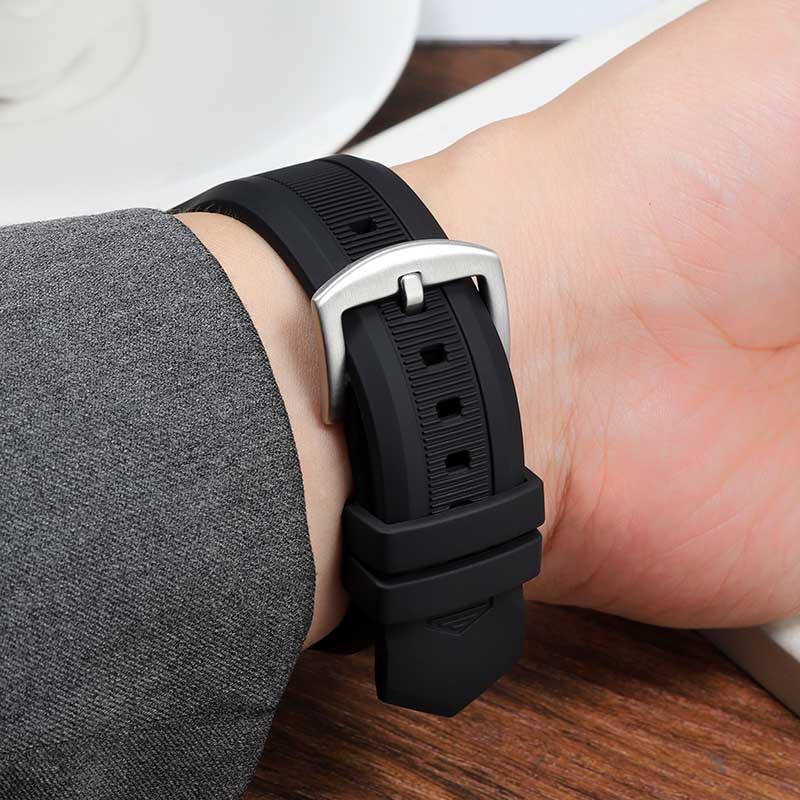 ノッチ付きシリコンゴム時計ストラップオメガコンステレーション - Omega Watch Constellation のレビューと価格