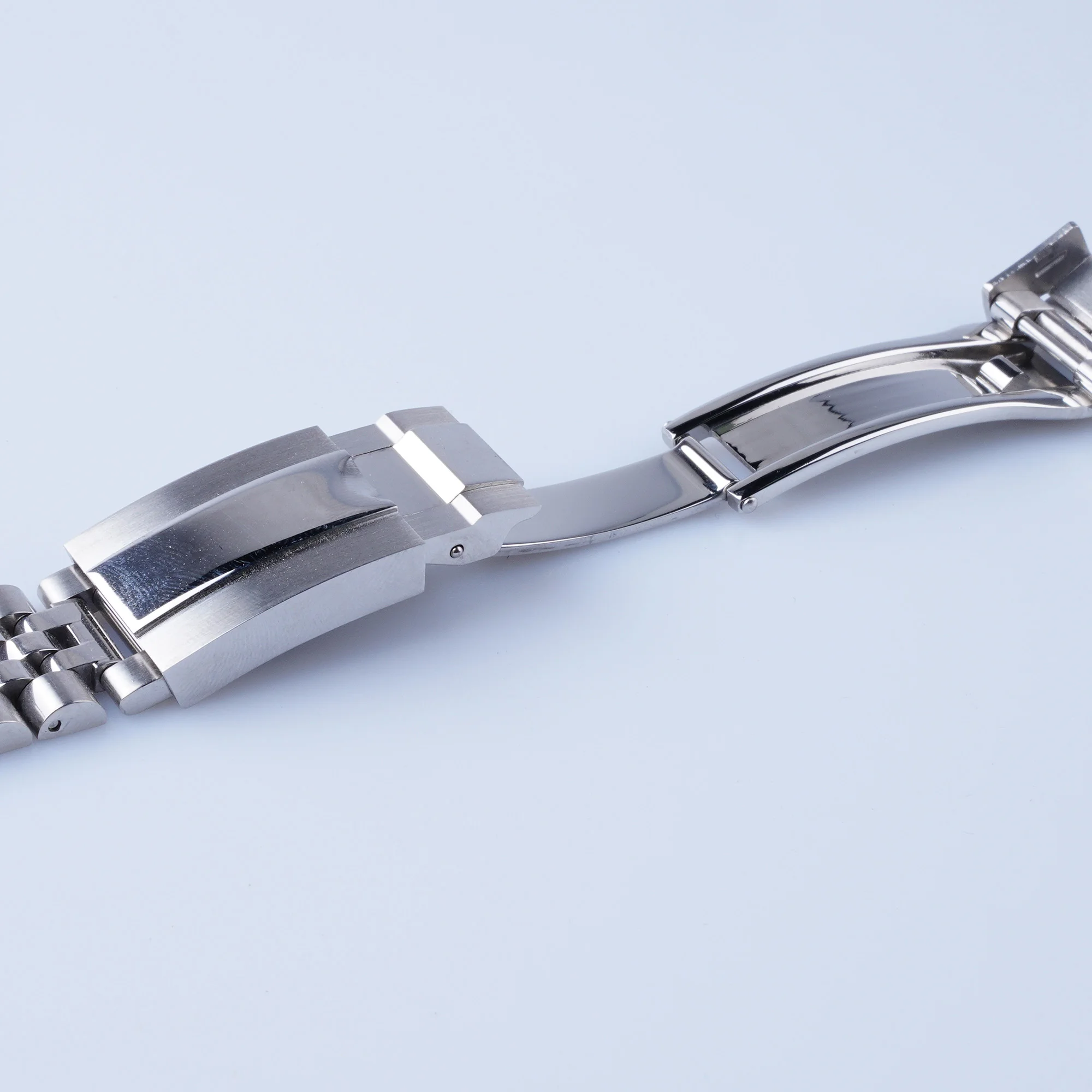 ロラミー 20mm シルバー ホロー カーブエンド ソリッド - Seiko Watch Prospex のレビューと価格