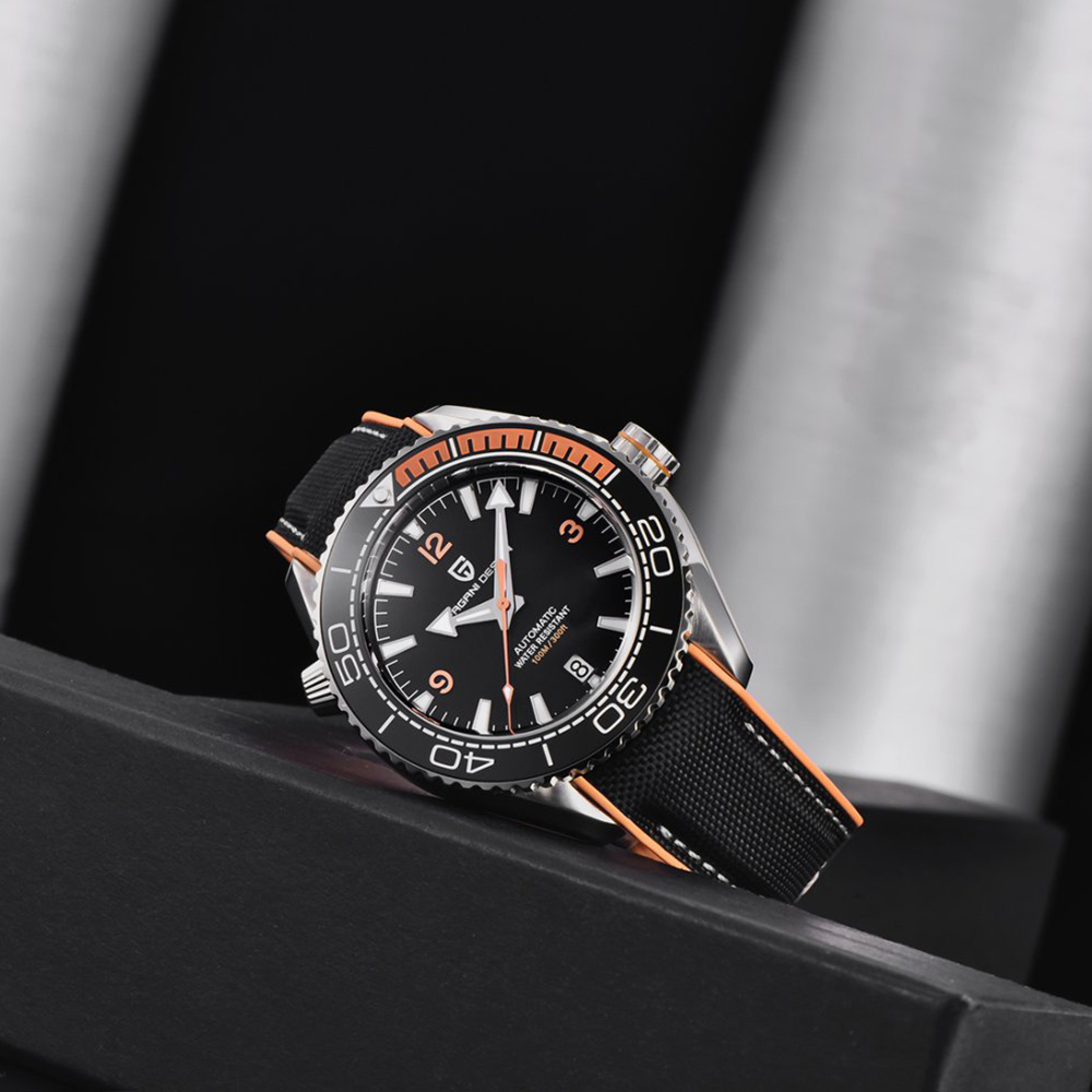 パガーニデザイン ダイビングウォッチ 100M防水 自動機械 - Rubber Strap Diver のレビューと価格