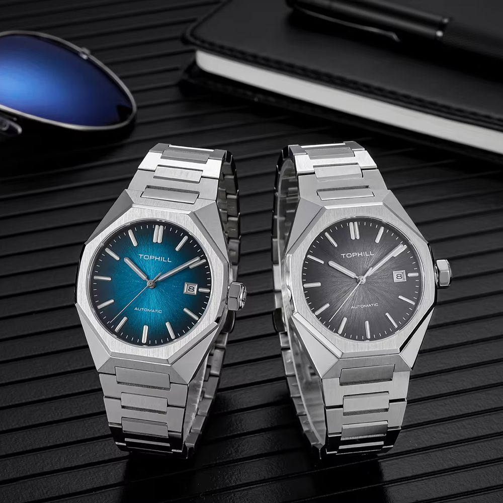 TOPHILL 39 ミリメートルミヨタ 8215 機械式時 - Butterfly Clasp Deployant のレビューと価格