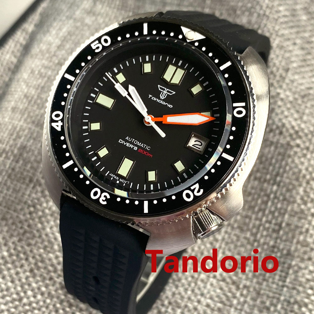 タンドリオ 44 ミリメートル日本 NH35/PT5000  - Rubber Strap Diver のレビューと価格