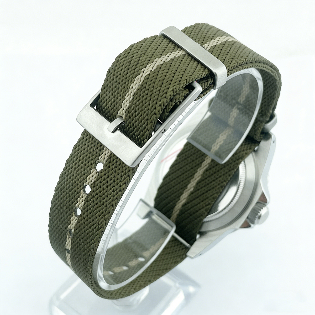39.5 ミリメートルダイバーレトロ腕時計サファイアガラスミ - Tropic Strap Vintage のレビューと価格